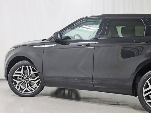 Used 2021 Land Rover Range Rover Evoque SE image 12