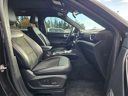 Used 2023 Ford Explorer ST-Line w/ Class IV Trailer Tow Package image 12