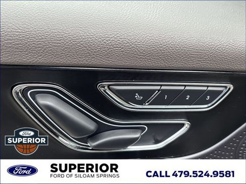 Used 2024 Lincoln Corsair AWD w/ Equipment Group 101A image 19