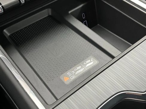 New 2026 GMC Acadia Elevation w/ Black Edition image 6