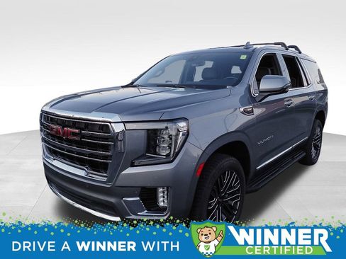 Used 2022 GMC Yukon SLT w/ SLT Premium Package image 1
