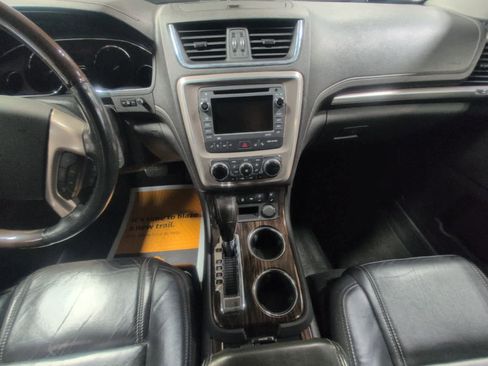Used 2014 GMC Acadia Denali image 11