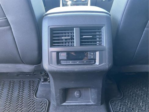 Used 2022 Volkswagen Atlas SE AWD/4WD image 13