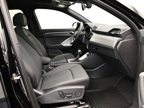 Used 2025 Audi Q3 2.0T Premium w/ Convenience Package image 48