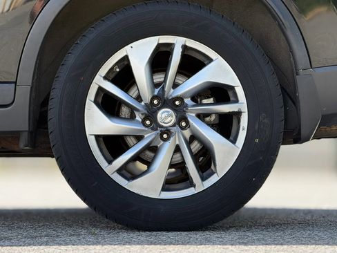 Used 2014 Nissan Rogue SL AWD/4WD image 30