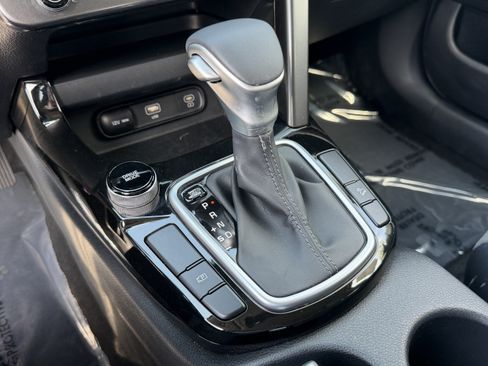 Certified 2024 Kia Seltos S FWD image 22