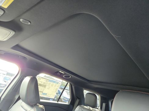 New 2026 Ford Explorer ST-Line w/ ST-Line Street Pack image 10