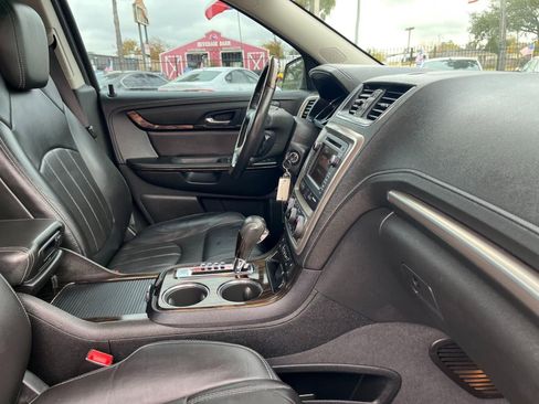 Used 2015 GMC Acadia Denali image 40