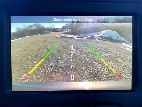 Used 2019 Jeep Renegade Latitude w/ Cold Weather Group image 20