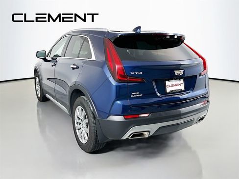 Used 2022 Cadillac XT4 Premium Luxury image 8