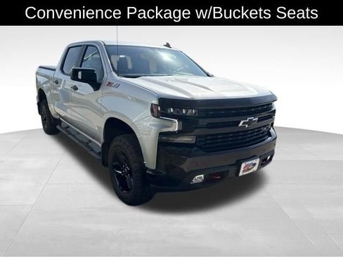 Used 2022 Chevrolet Silverado 1500 LT Trail Boss w/ Convenience Package II AWD/4WD image 4