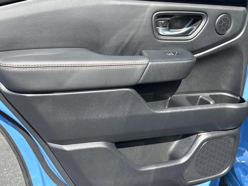 Certified 2025 Honda Pilot TrailSport image 11