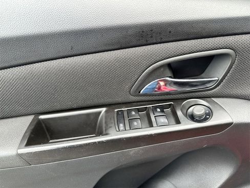 Used 2013 Chevrolet Cruze Eco image 19