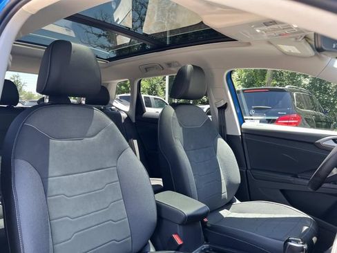 New 2026 Volkswagen Taos SE FWD image 28