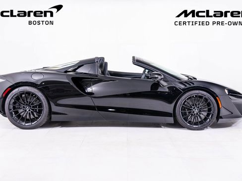 Used 2025 McLaren Artura Spider image 8
