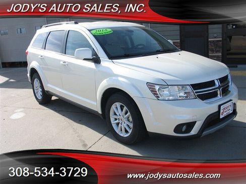 Used 2018 Dodge Journey SXT w/ Safe & Sound Group image 1