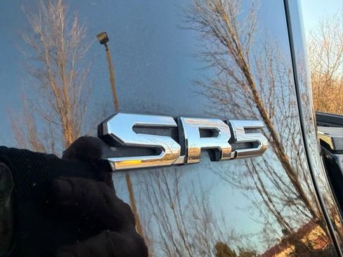 Used 2022 Toyota Tundra SR5 w/ SR5 Premium Package image 8