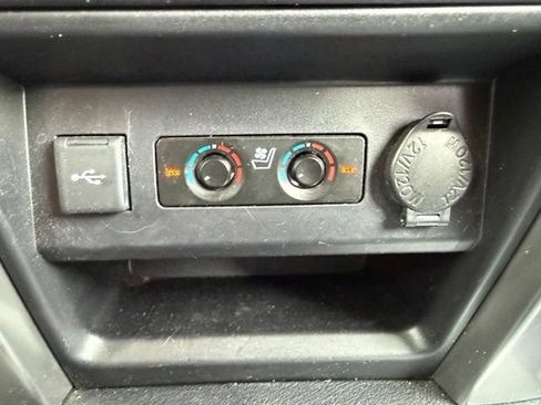 Used 2024 Toyota 4Runner Limited AWD/4WD image 19