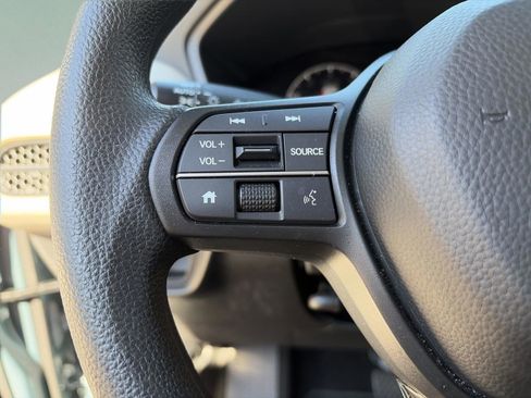 Used 2025 Honda HR-V LX image 13