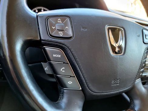 Used 2012 Hyundai Equus Signature image 13