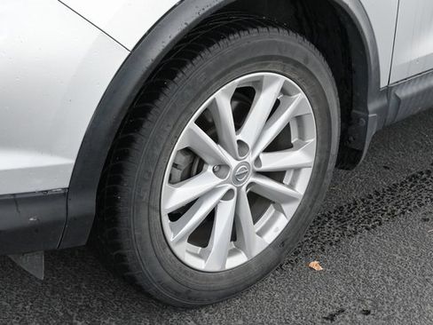 Used 2017 Nissan Rogue Sport S w/ S Appearance Package image 5