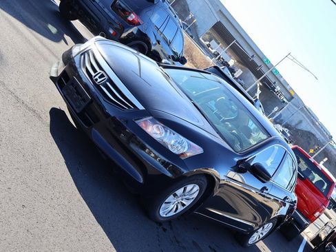 Used 2012 Honda Accord LX image 3