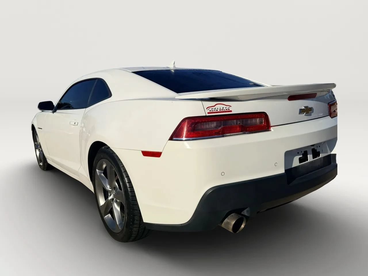 Used 2014 Chevrolet Camaro SS w/ RS Package RWD image 4