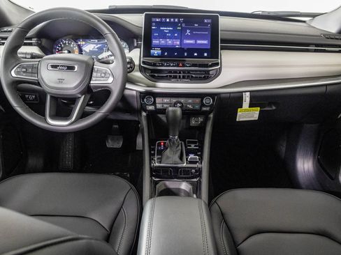 New 2026 Jeep Compass Limited image 23