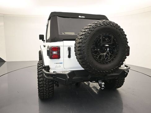 Used 2023 Jeep Wrangler Unlimited Sahara w/ Cold Weather Group AWD/4WD image 24