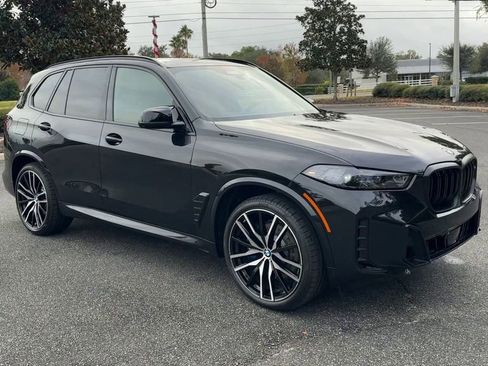 New 2026 BMW X5 M60i image 2