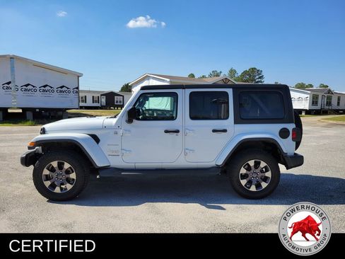 Used 2020 Jeep Wrangler Unlimited Sahara image 3