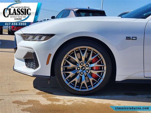 Used 2024 Ford Mustang GT Premium image 9