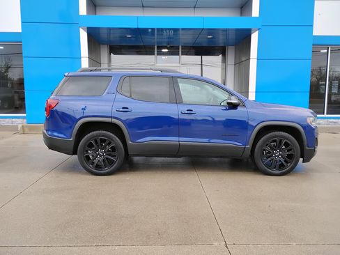 Used 2023 GMC Acadia SLE w/ Driver Convenience Package image 35