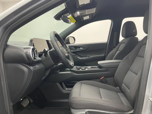 Used 2026 Chevrolet Equinox LT AWD/4WD image 16