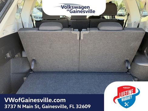 Certified 2024 Volkswagen Tiguan S image 7