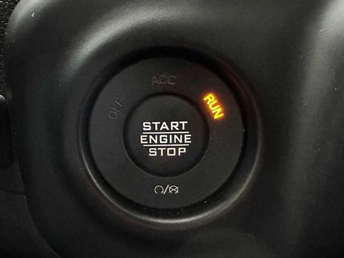 Used 2021 Jeep Wrangler Unlimited Rubicon image 43