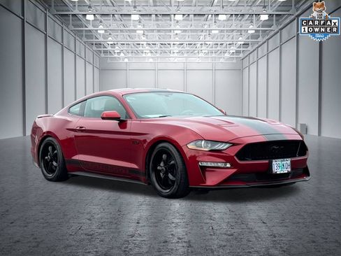 Used 2018 Ford Mustang GT RWD image 3