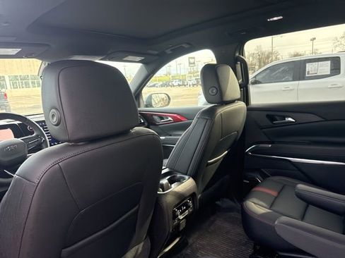 Used 2024 Chevrolet Traverse RS w/ LPO, Floor Liner Package image 11
