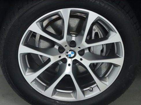Used 2026 BMW X5 xDrive40i w/ Climate Comfort Package AWD/4WD image 38