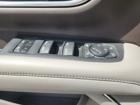 Used 2021 GMC Yukon XL SLT w/ SLT Premium Package AWD/4WD image 31