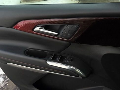 Used 2024 Chevrolet Traverse RS w/ LPO, Floor Liner Package image 17