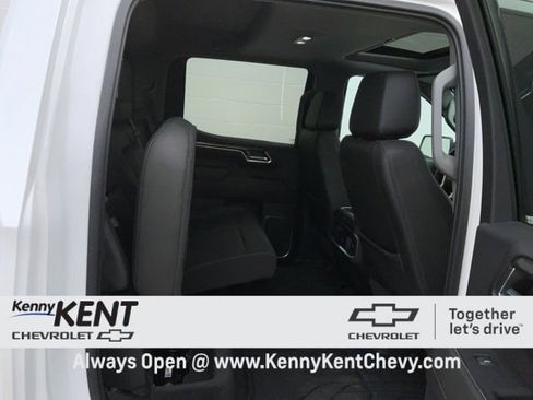 Certified 2022 Chevrolet Silverado 1500 LTZ w/ Technology Package image 16