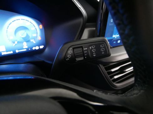 Used 2026 Ford Escape Active w/ Active Premium Tech Pack AWD/4WD image 31