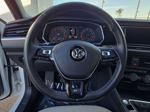Used 2021 Volkswagen Jetta R-Line image 21