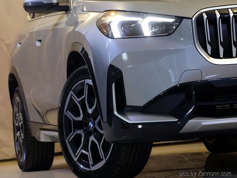 Certified 2026 BMW X1 xDrive28i AWD/4WD image 4