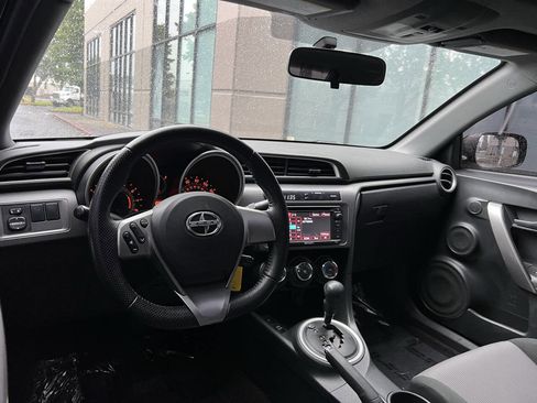 Used 2014 Scion tC FWD image 14