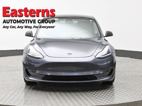 Used 2018 Tesla Model 3 Long Range image 2