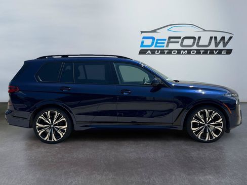 Used 2024 BMW X7 M60i w/ Executive Package AWD/4WD image 2