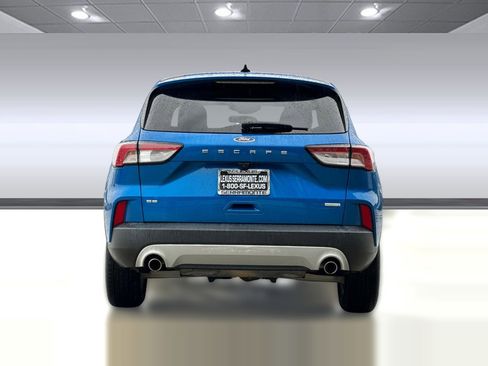 Used 2020 Ford Escape SE image 9