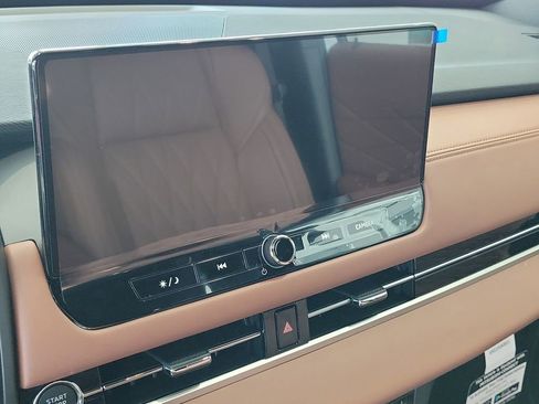 New 2026 Mitsubishi Outlander SEL image 17